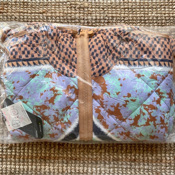 NEW Free People Pria Printed Packable Puffer Jacket - Picture 7 of 15